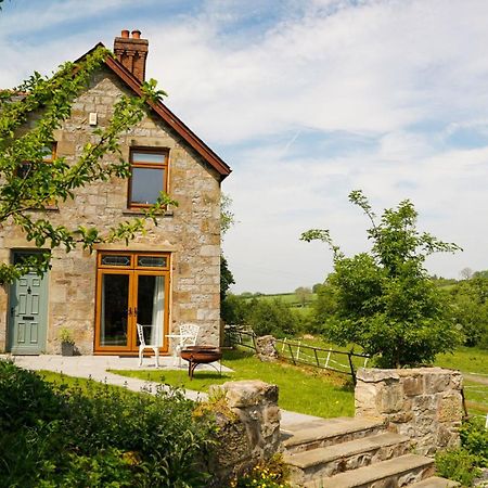 Tranquil Countryside Cottage For Two Wrexham Kültér fotó