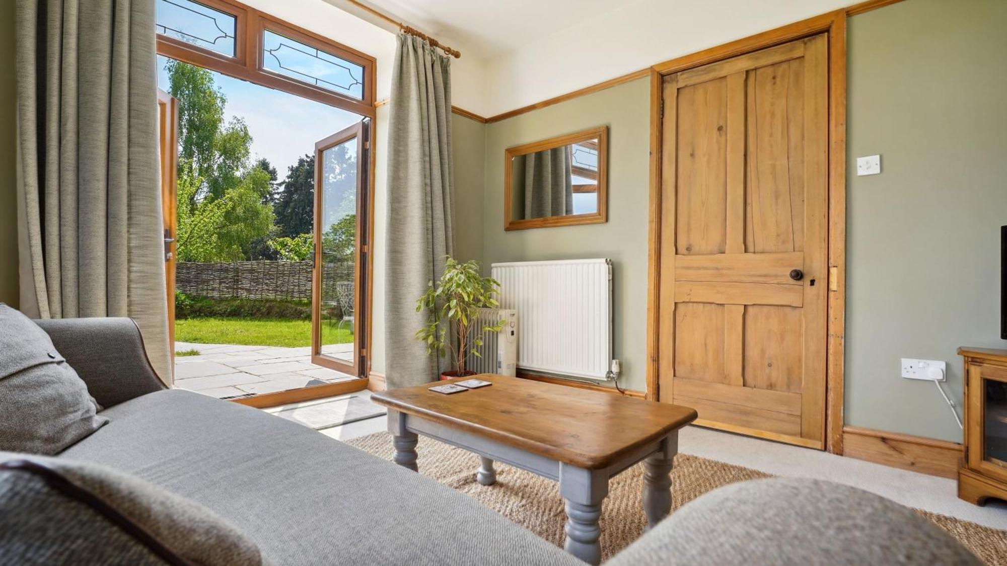 Tranquil Countryside Cottage For Two Wrexham Kültér fotó